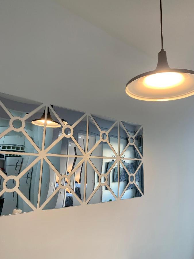 707- Apartamento Encantador, Amplo E Decorado, Quarto, Sala, Cozinha, Mobiliario Moderno, Cozinha Completa Com Utensilios , Excelente Vista Da Cidade E Localizacao Privelegiada No Bairro Bigorrilho Curitiba Exterior photo