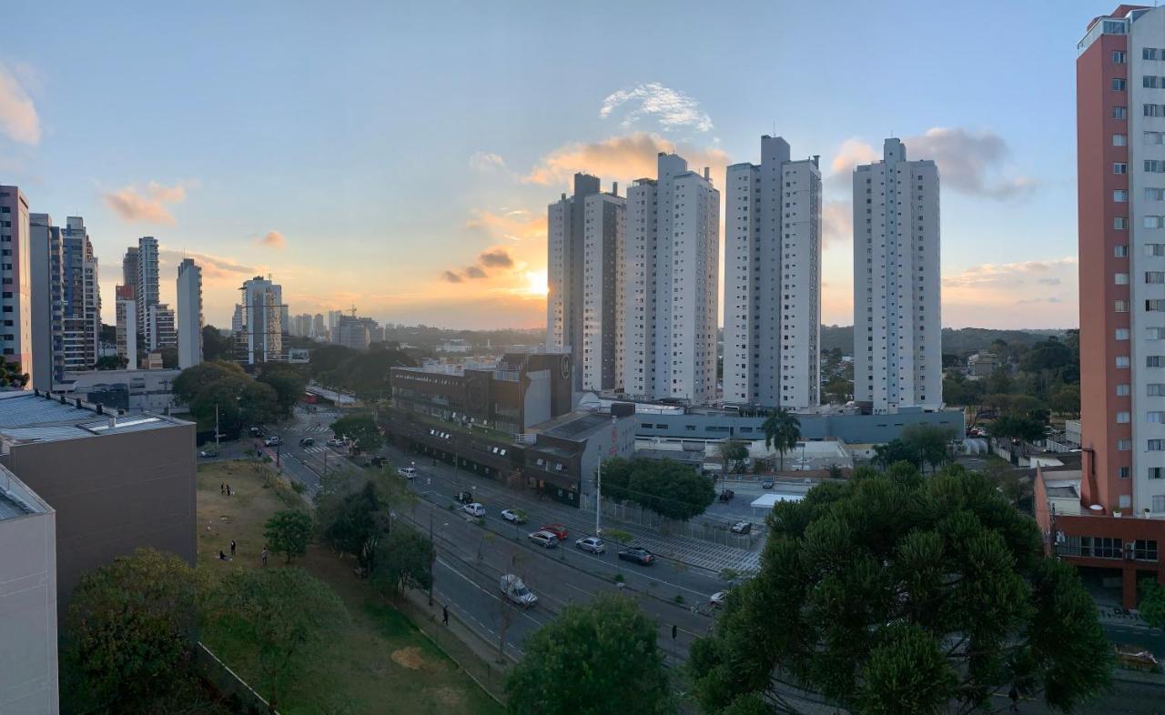 707- Apartamento Encantador, Amplo E Decorado, Quarto, Sala, Cozinha, Mobiliario Moderno, Cozinha Completa Com Utensilios , Excelente Vista Da Cidade E Localizacao Privelegiada No Bairro Bigorrilho Curitiba Exterior photo