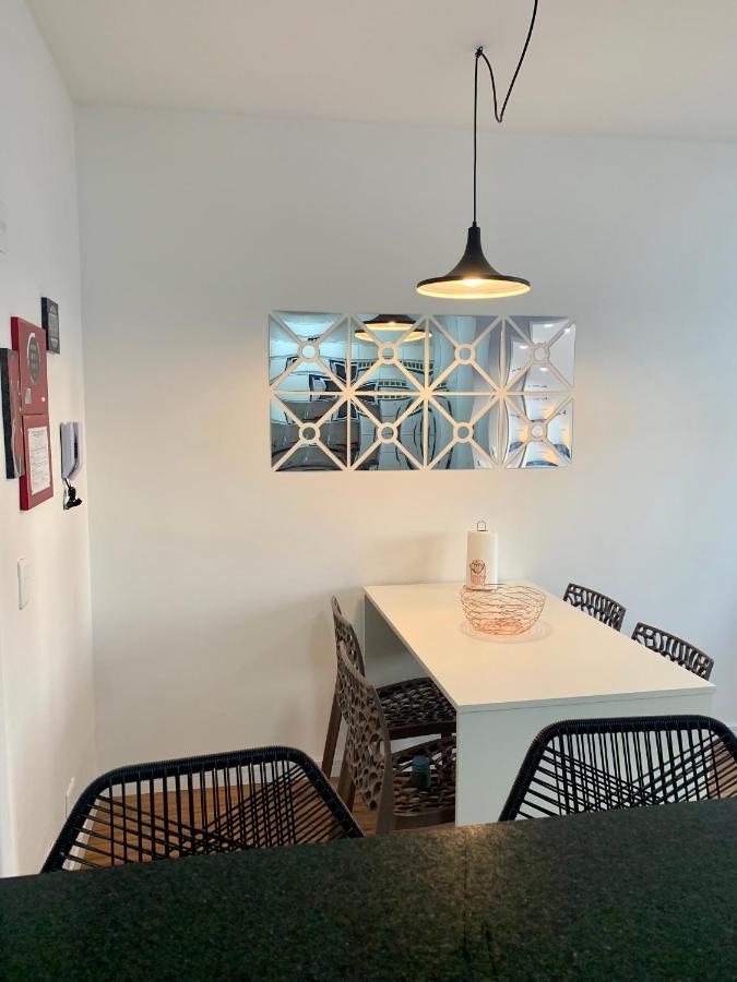 707- Apartamento Encantador, Amplo E Decorado, Quarto, Sala, Cozinha, Mobiliario Moderno, Cozinha Completa Com Utensilios , Excelente Vista Da Cidade E Localizacao Privelegiada No Bairro Bigorrilho Curitiba Exterior photo