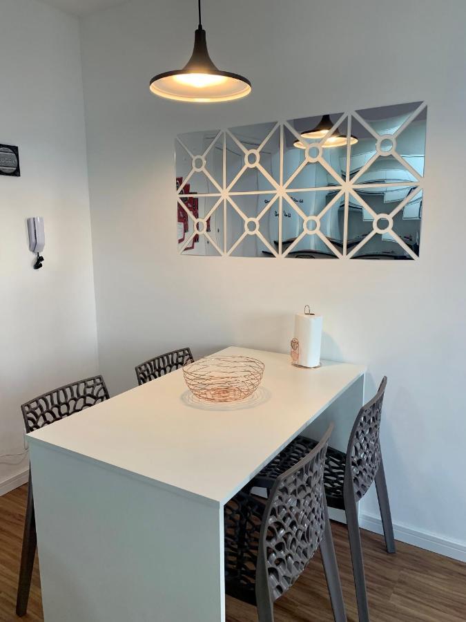 707- Apartamento Encantador, Amplo E Decorado, Quarto, Sala, Cozinha, Mobiliario Moderno, Cozinha Completa Com Utensilios , Excelente Vista Da Cidade E Localizacao Privelegiada No Bairro Bigorrilho Curitiba Exterior photo